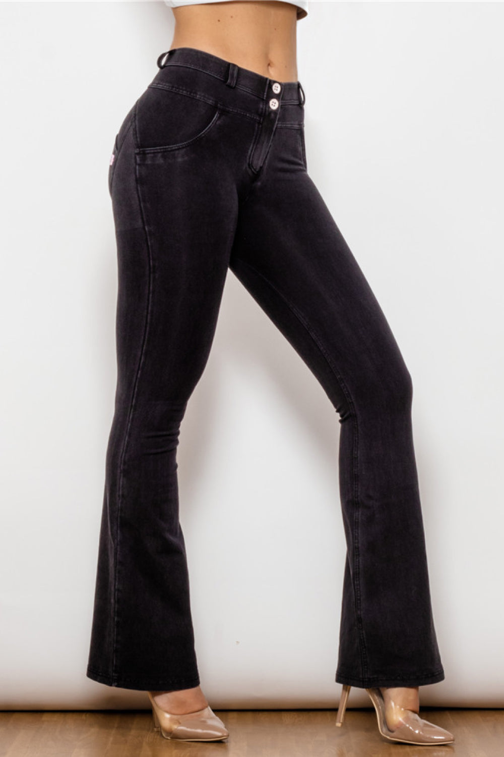 Atheleisure Buttoned Flare Jeans - ONLINE EXCLUSIVE