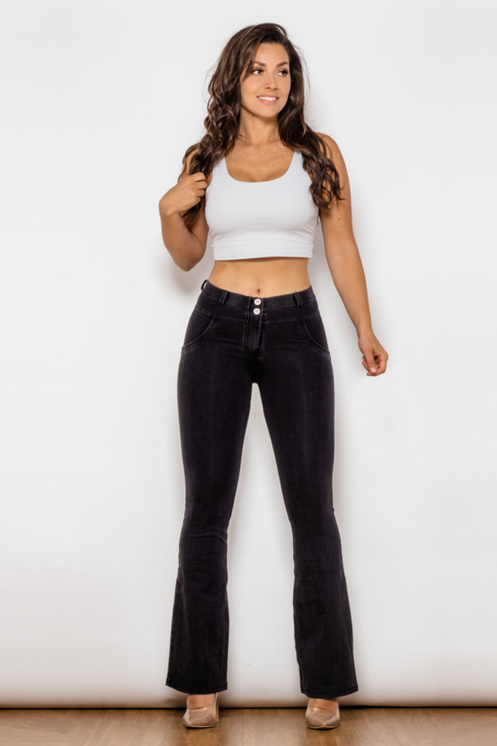 Atheleisure Buttoned Flare Jeans - ONLINE EXCLUSIVE