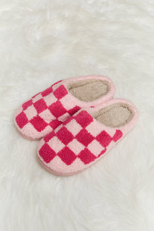 Checkered Plush Slide Slippers - ONLINE EXCLUSIVE